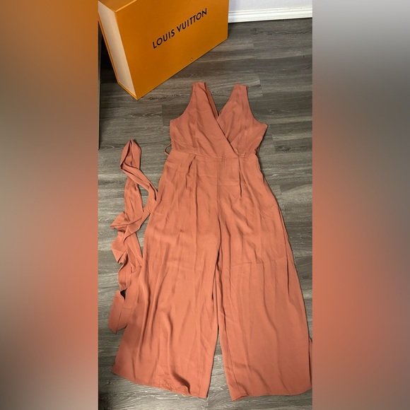 SOLD‼️ Mauve jumpsuit - Picture 2 of 2